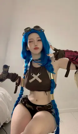 imgi_16_Evawish---Jinx-Arcane-35a5438dc3d222ef3.webp