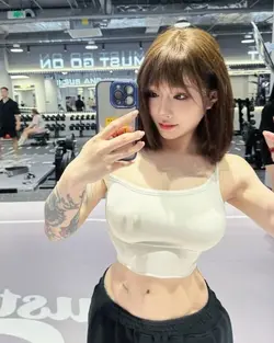 imgi_139_hitomi199877_20250531_p_3644799900105187670_1_3644799900105187670970ae63c9cc97252.md.webp