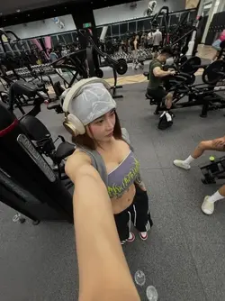 imgi_29_hitomi199877_20250921_p_3726619255673311788_2_372661924689878965890ca0d0528dffaec.md.webp