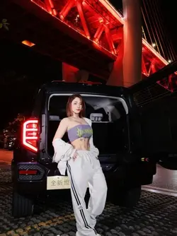 imgi_38_hitomi199877_20250926_p_3730141119410416741_8_37301411044535263581bb7bbece819deea.md.webp