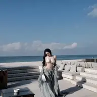 Nguyễn Huyền 2000